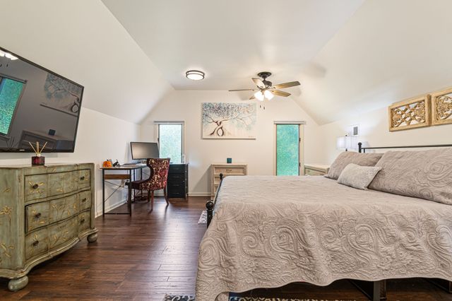 1058 Greenwood Ct, Gallatin, TN 37066