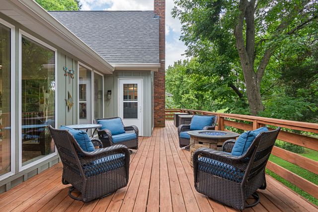 1058 Greenwood Ct, Gallatin, TN 37066