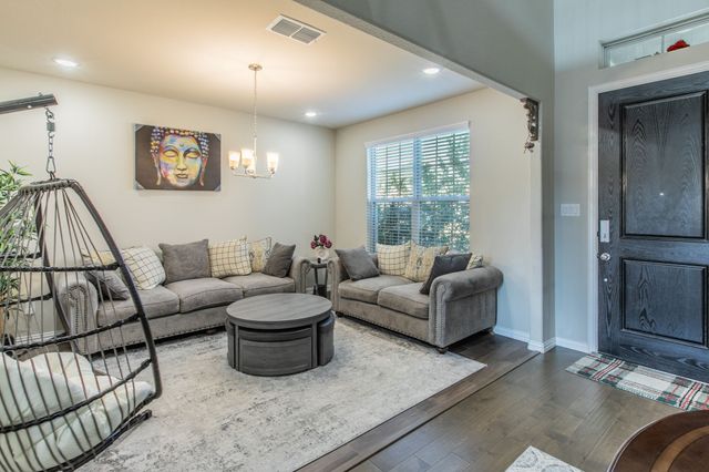 2521 Maidenhair Road, Frisco, TX 75033