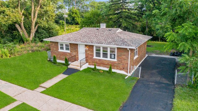 324 Hickory Street, Chicago Heights, IL 60411