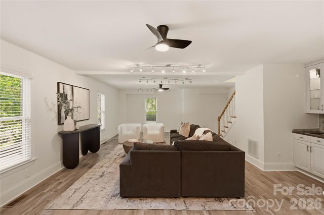 7205 Watersreach Lane, Charlotte, NC 28277
