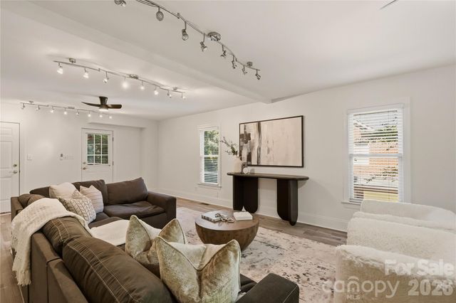 7205 Watersreach Lane, Charlotte, NC 28277