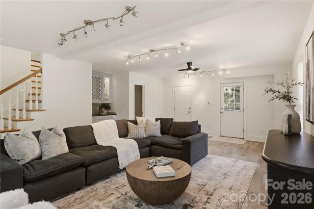 7205 Watersreach Lane, Charlotte, NC 28277
