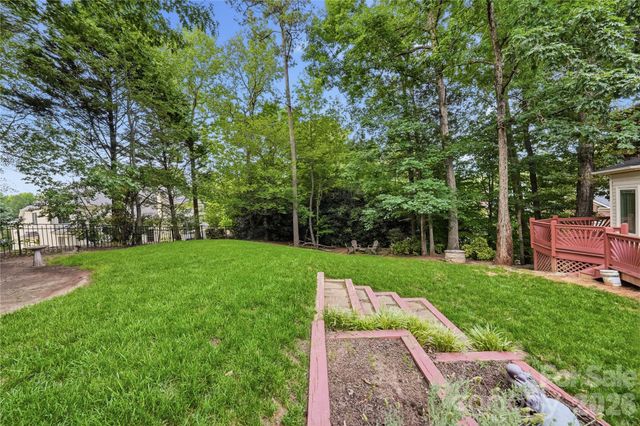 7205 Watersreach Lane, Charlotte, NC 28277