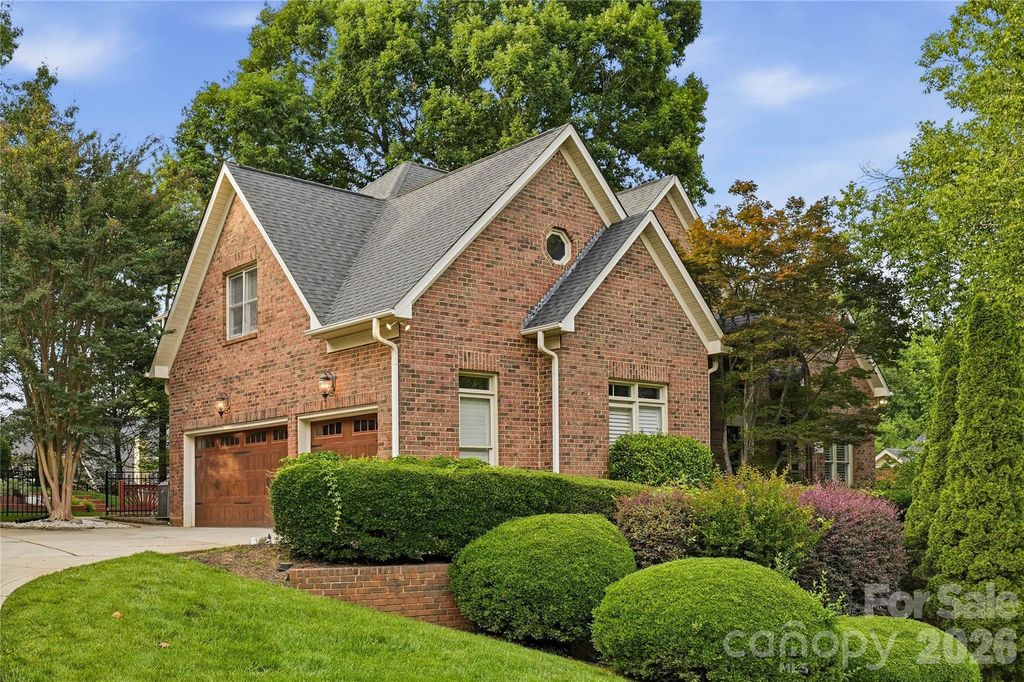 7205 Watersreach Lane, Charlotte, NC 28277