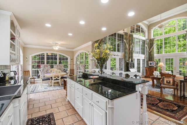1402 N Birch Avenue, Sand Springs, OK 74063