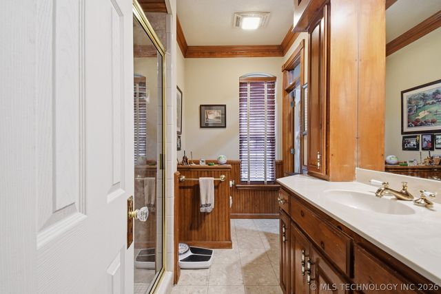 1402 N Birch Avenue, Sand Springs, OK 74063