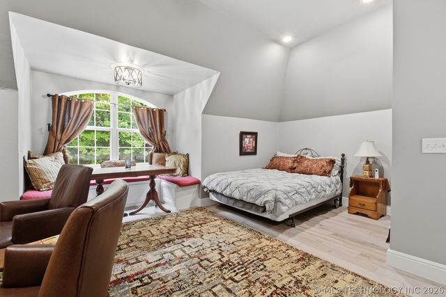 1402 N Birch Avenue, Sand Springs, OK 74063