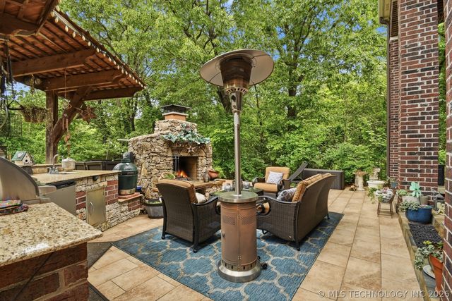 1402 N Birch Avenue, Sand Springs, OK 74063
