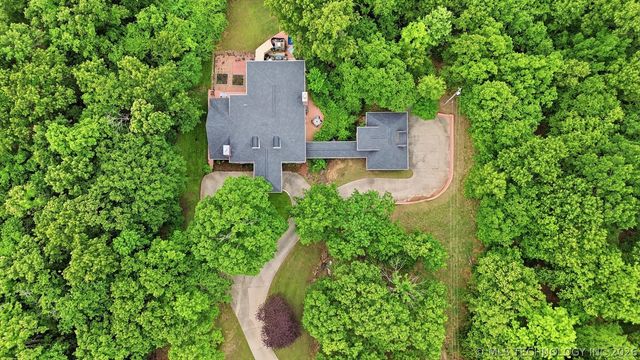 1402 N Birch Avenue, Sand Springs, OK 74063