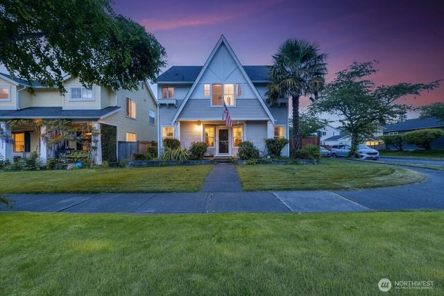 1830 Hoffman Hill Boulevard, Dupont, WA 98327