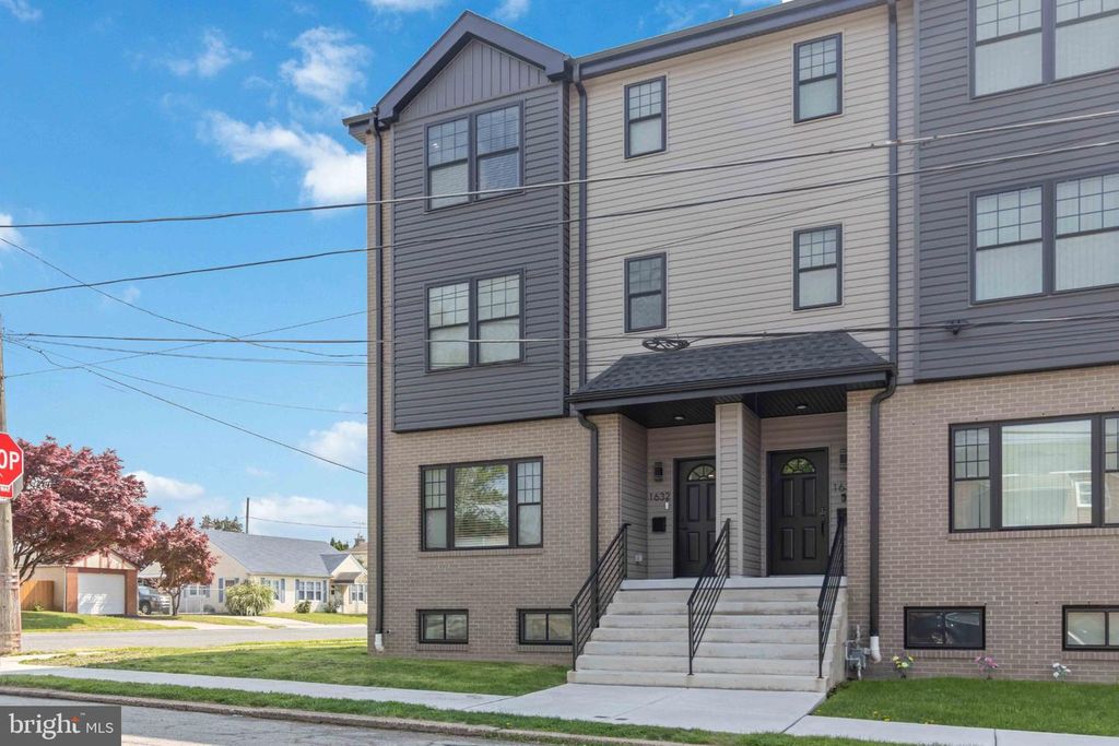 1632 STANWOOD ST, Philadelphia, PA 19152