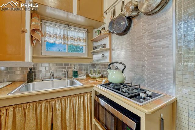 209 N Arcadia Street, Colorado Springs, CO 80903