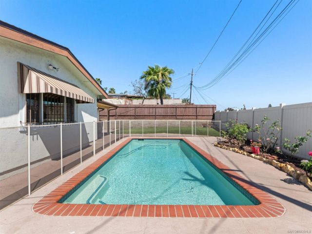 7113 Purdue, La Mesa, CA 91942