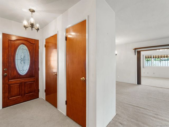 7113 Purdue, La Mesa, CA 91942