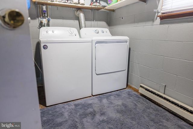 208 N CHURCH ST, Mountville, PA 17554