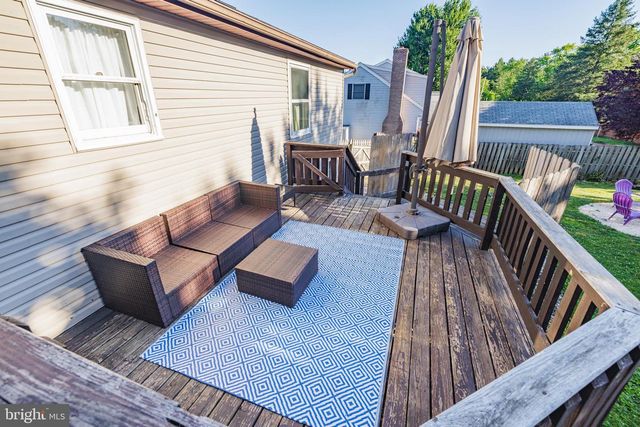 208 N CHURCH ST, Mountville, PA 17554