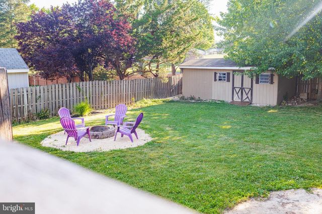 208 N CHURCH ST, Mountville, PA 17554