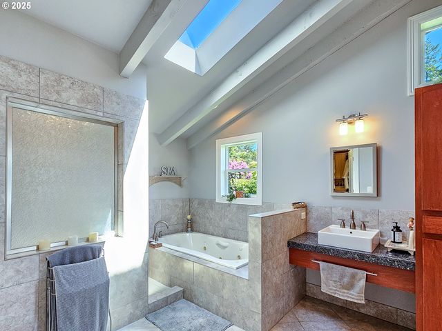 10059 Sw 57TH Pl, Portland, OR 97219