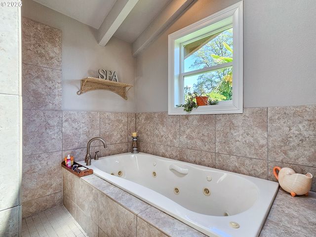 10059 Sw 57TH Pl, Portland, OR 97219