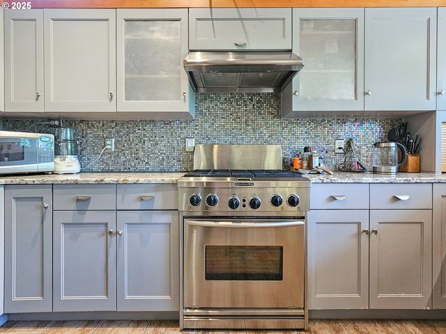 10059 Sw 57TH Pl, Portland, OR 97219