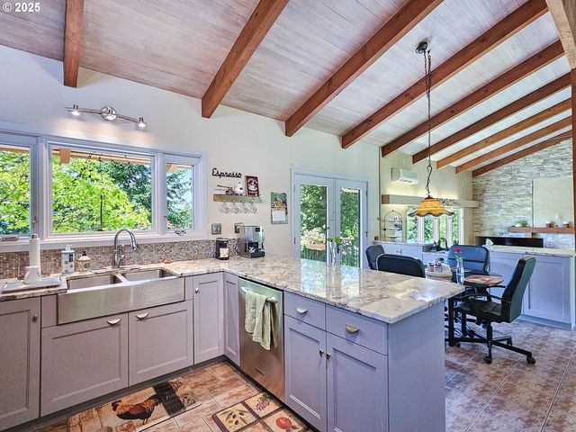 10059 Sw 57TH Pl, Portland, OR 97219