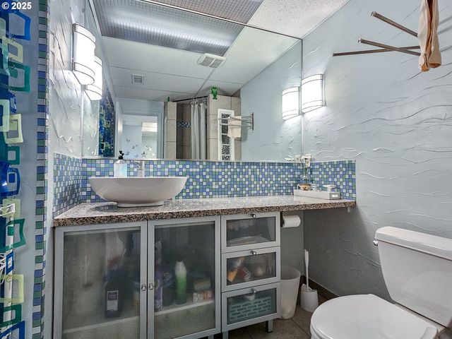 10059 Sw 57TH Pl, Portland, OR 97219