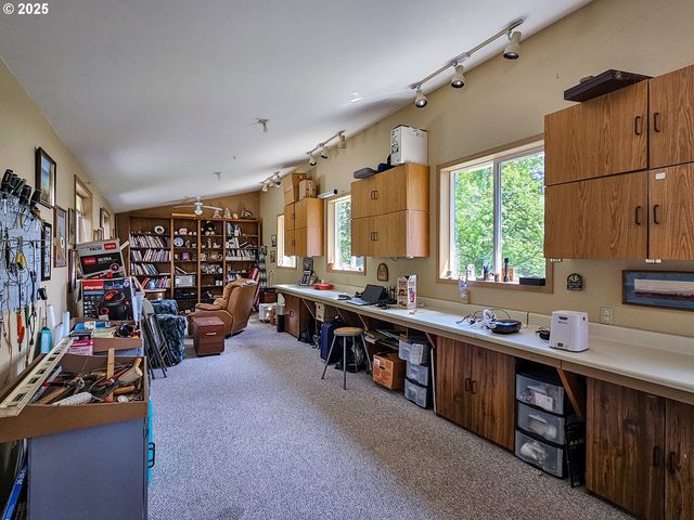 10059 Sw 57TH Pl, Portland, OR 97219