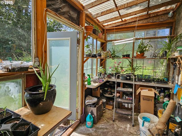 10059 Sw 57TH Pl, Portland, OR 97219