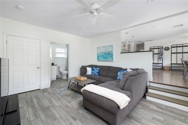 48 Foddering Farm Road, Narragansett, RI 02882