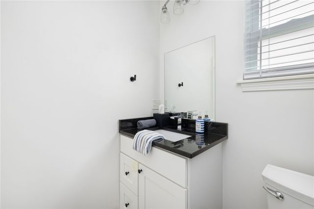 48 Foddering Farm Road, Narragansett, RI 02882