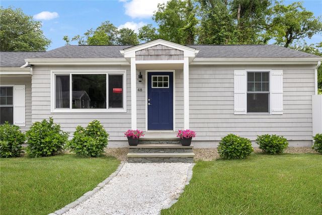48 Foddering Farm Road, Narragansett, RI 02882