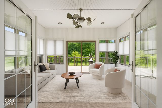 888 Westcreek Drive, Columbus, IN 47201