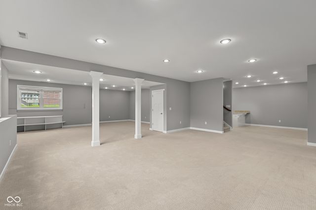 888 Westcreek Drive, Columbus, IN 47201