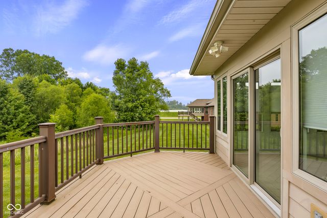 888 Westcreek Drive, Columbus, IN 47201