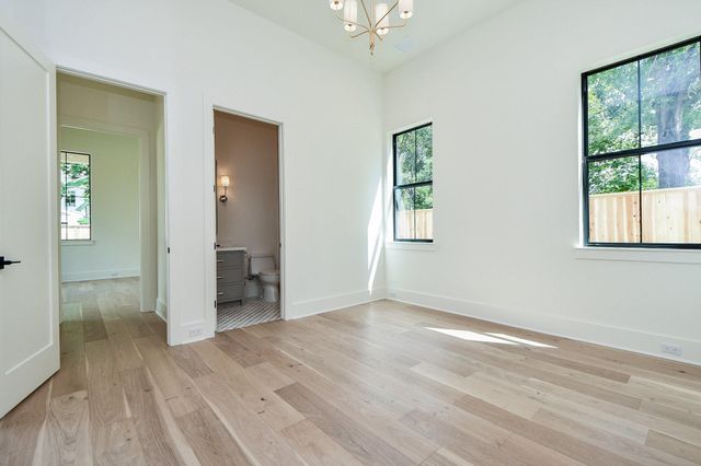 336 W 32nd Street, Houston, TX 77018