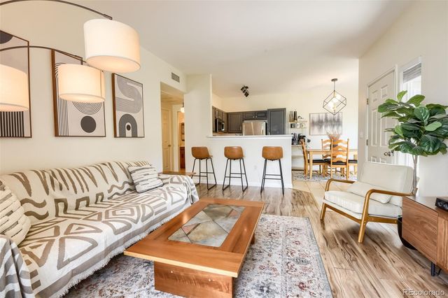 8365 Pebble Creek Way 104, Littleton, CO 80126