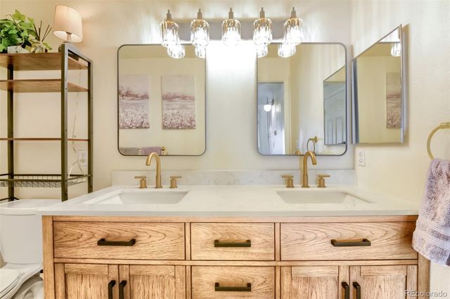 8365 Pebble Creek Way 104, Littleton, CO 80126