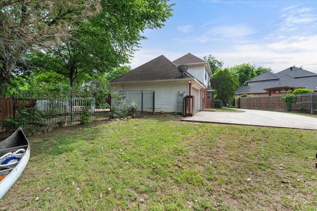 6519 Redstone Court, Arlington, TX 76001