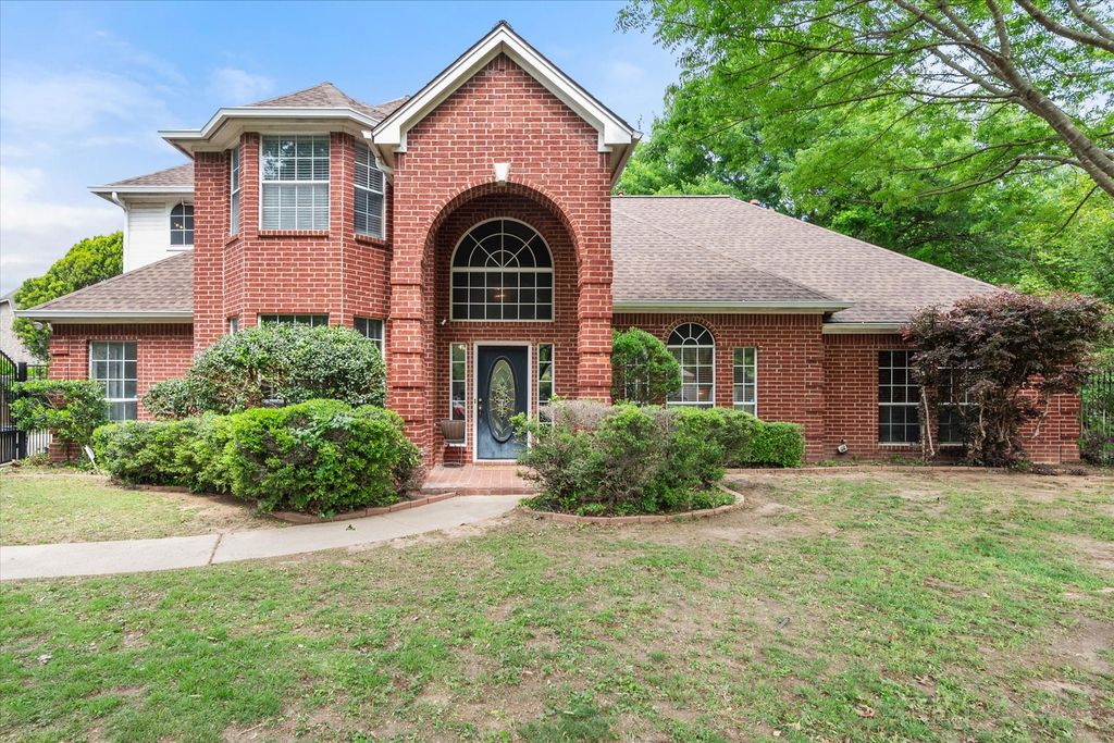 6519 Redstone Court, Arlington, TX 76001
