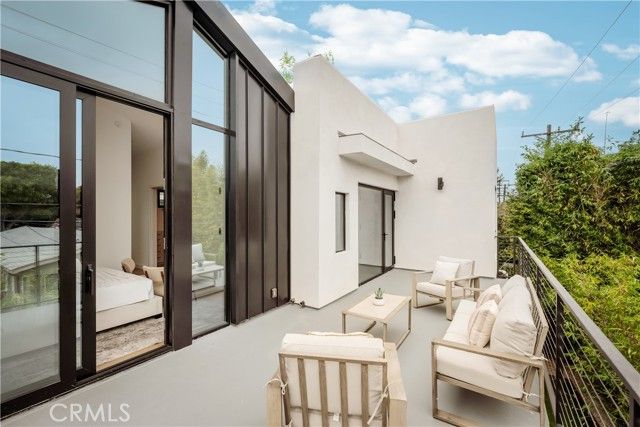 8904 Hubbard St, Culver City, CA 90232