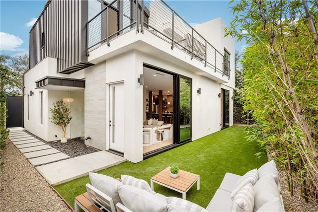 8904 Hubbard St, Culver City, CA 90232