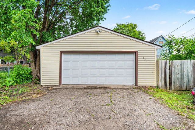 621 Newton Avenue N, Minneapolis, MN 55411