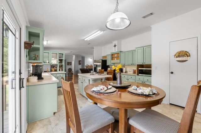 7105 Mount Zion Road, New Waverly, TX 77358