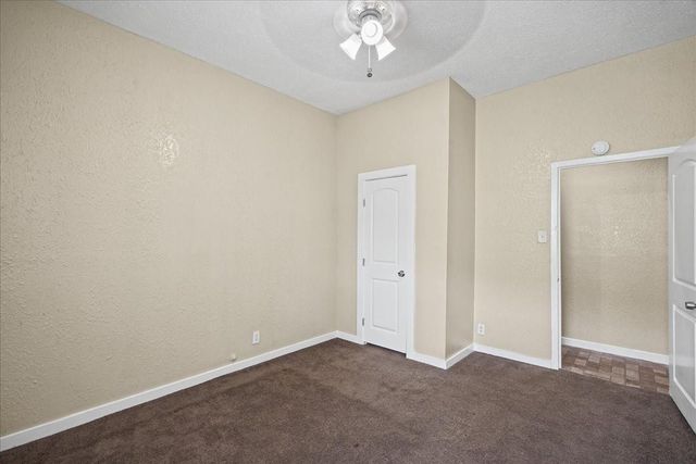 3005 Avenue L, Galveston, TX 77550