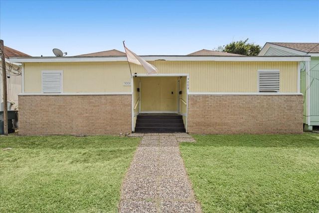 3005 Avenue L, Galveston, TX 77550