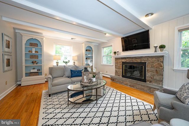213 N FAIRFIELD RD, Devon, PA 19333