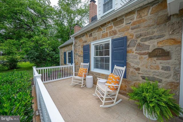 213 N FAIRFIELD RD, Devon, PA 19333