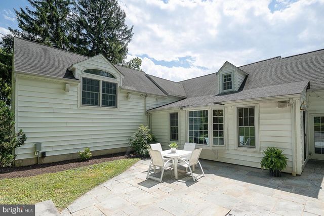 213 N FAIRFIELD RD, Devon, PA 19333