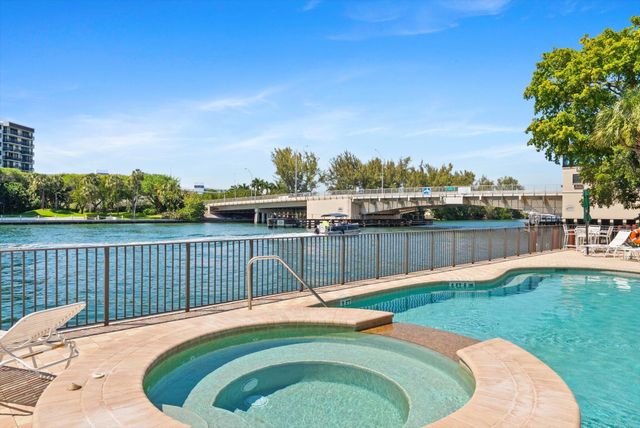1301 N Riverside Drive 10, Pompano Beach, FL 33062